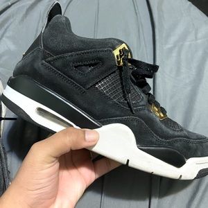 Jordan Royalty 4’s